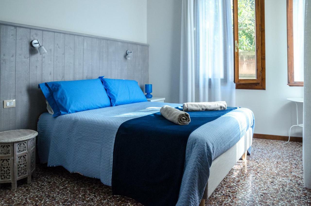 Appartamento Azzurro Two Bathrooms ヴェネツィア エクステリア 写真