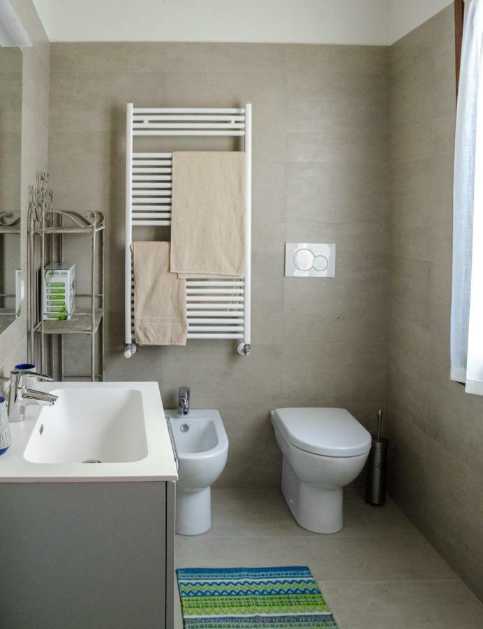 Appartamento Azzurro Two Bathrooms ヴェネツィア エクステリア 写真
